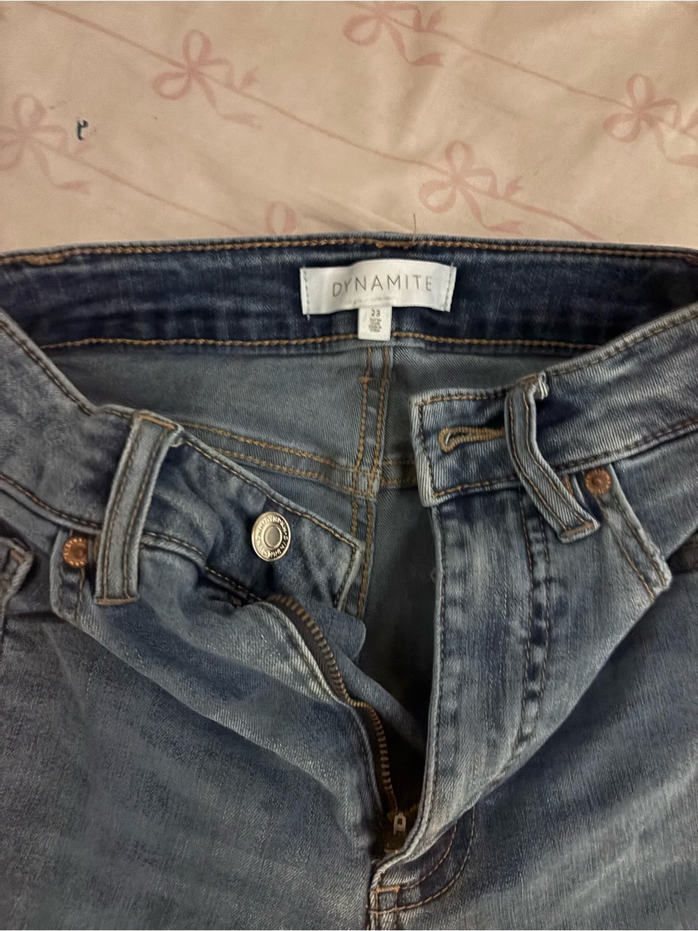 Dynamite Women's Washed Light Blue Jeans